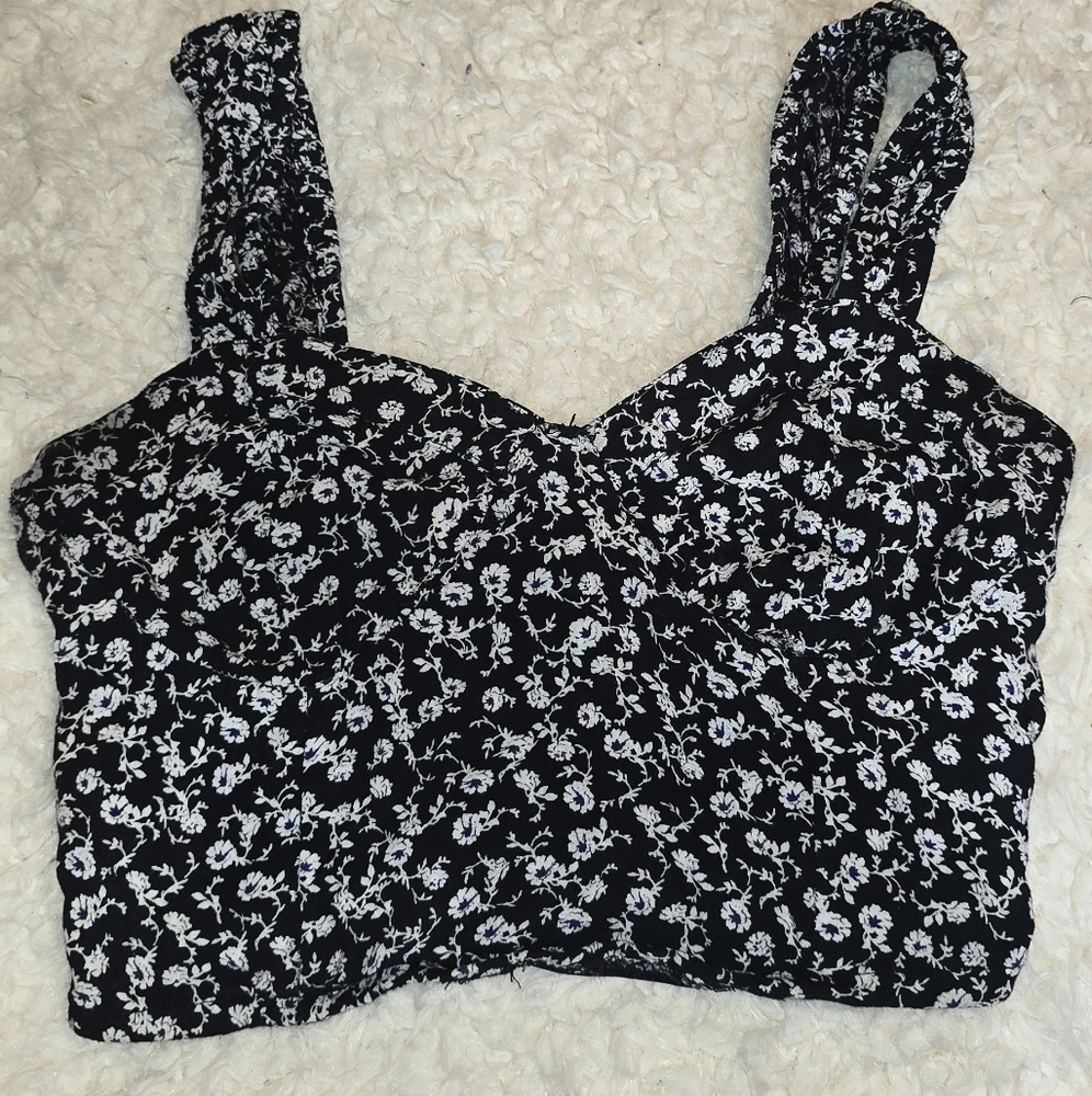 Chic Black and White Floral Women's Blouse